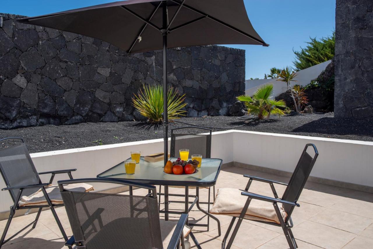 Casa Monicha Costa Teguise Exterior foto