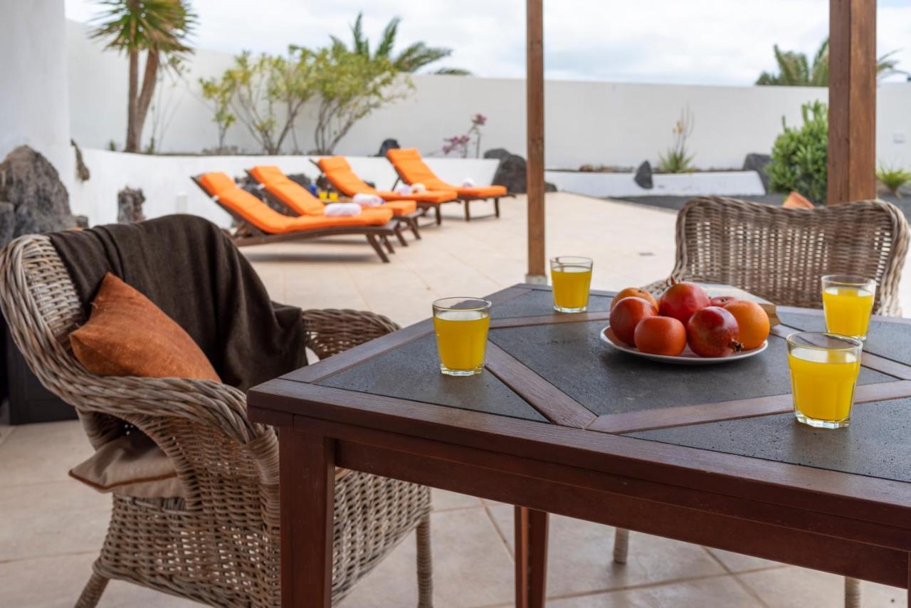 Casa Monicha Costa Teguise Exterior foto